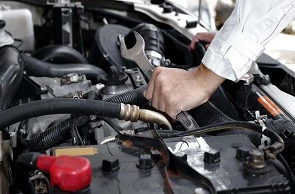 菏泽牡丹区道路救援:下雪天为什么把汽车雨刮器立起来