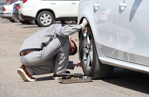 淄博淄川道路救援:汽车备胎能当正常轮胎使用吗?
